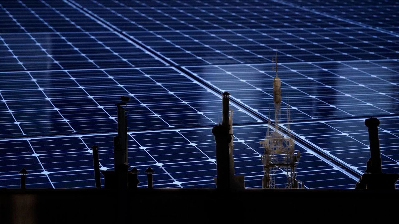 Impulsan industrias su energía propia