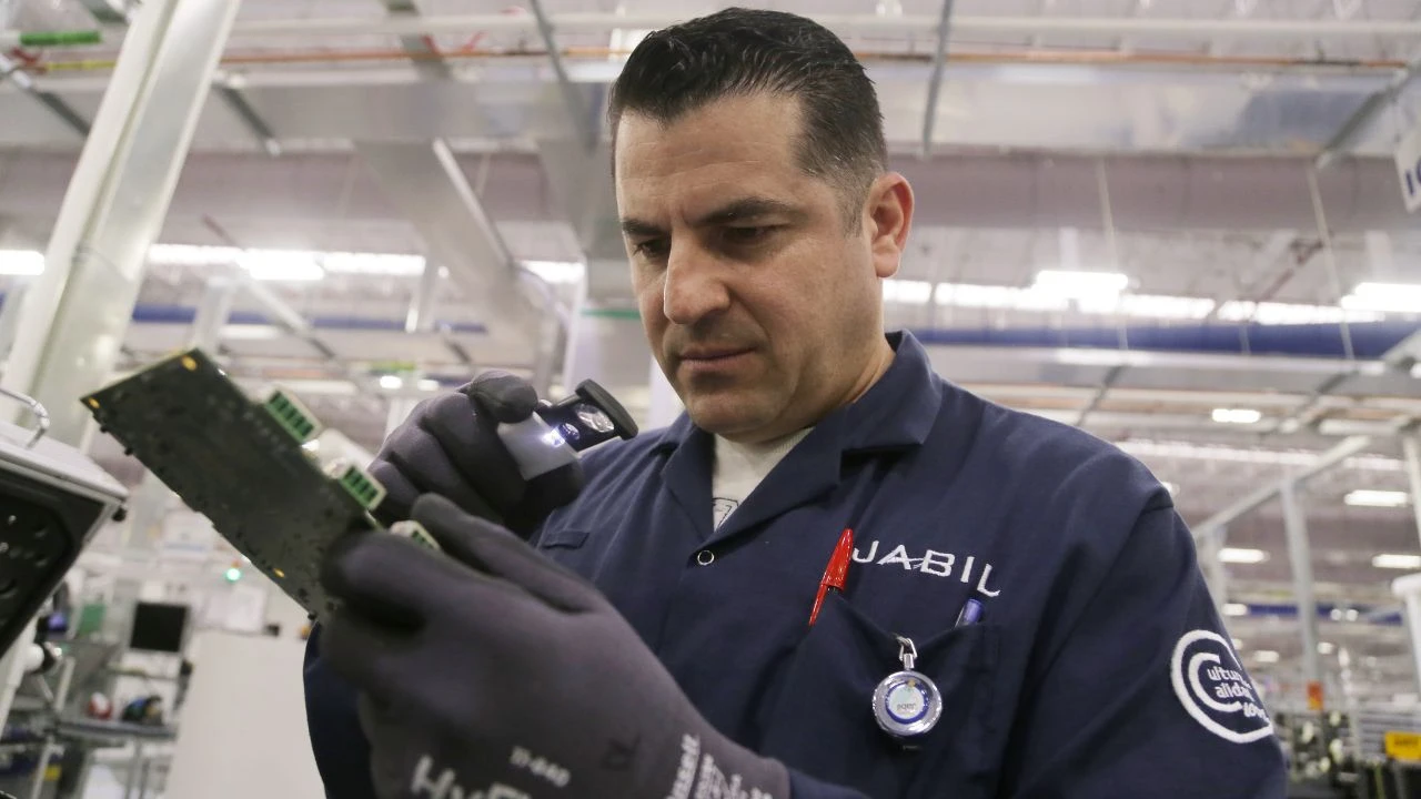 Repunta el trabajo en industria de Jalisco