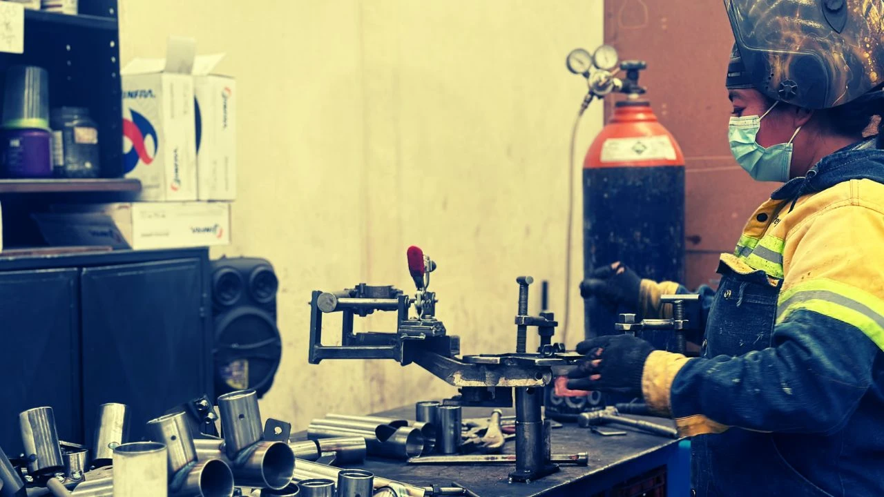 Mejora empleo formal en manufactura