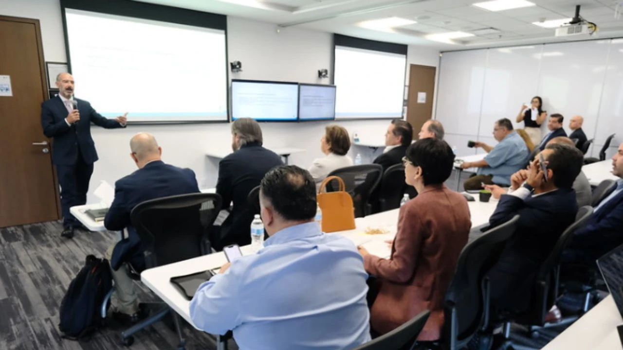 Jalisco traza ruta ante revisión comercial