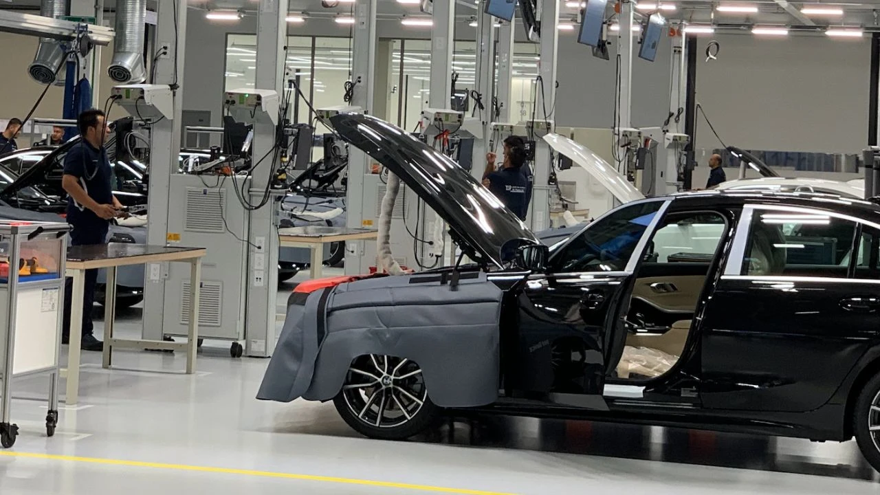 Impulsa externalización eficiencia en automotriz