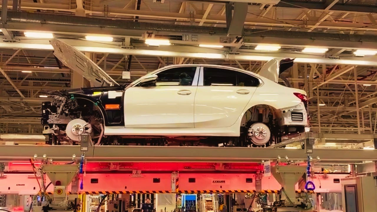 Baja Mixta en la Industria Automotriz Mexicana: Producción y Ventas