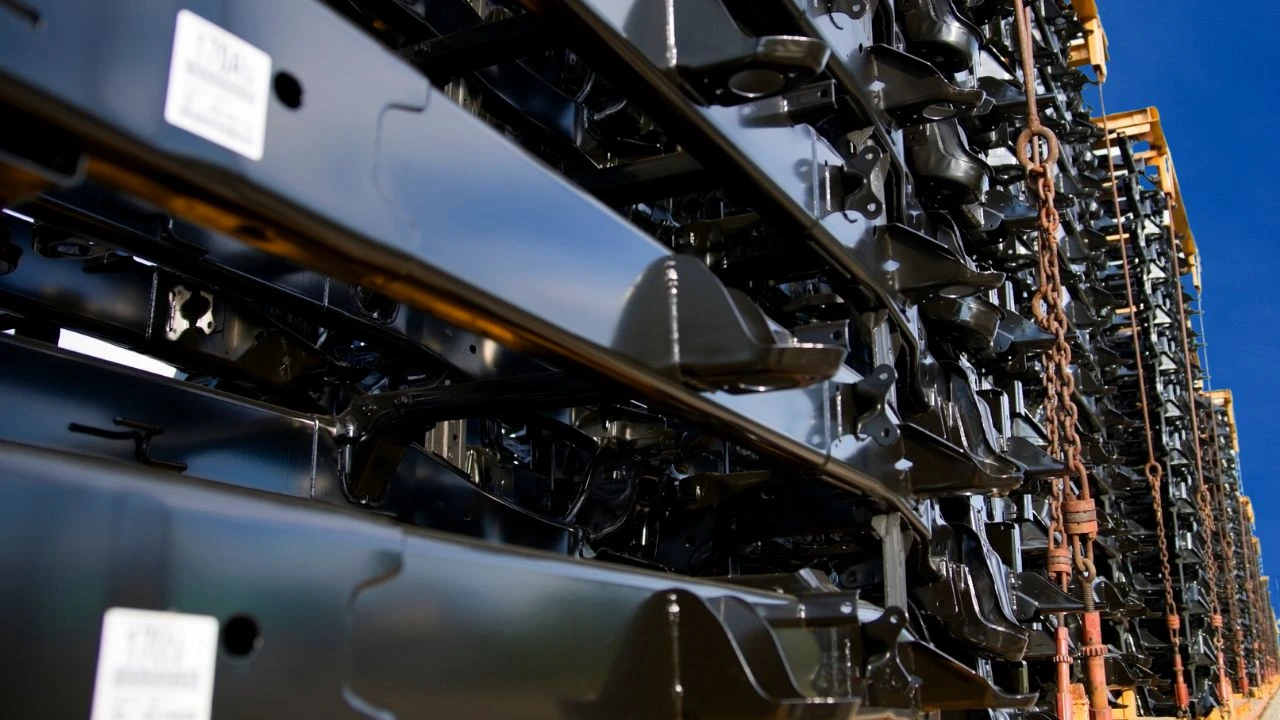 Consolidan liderazgo en autopartes México–EE.UU.