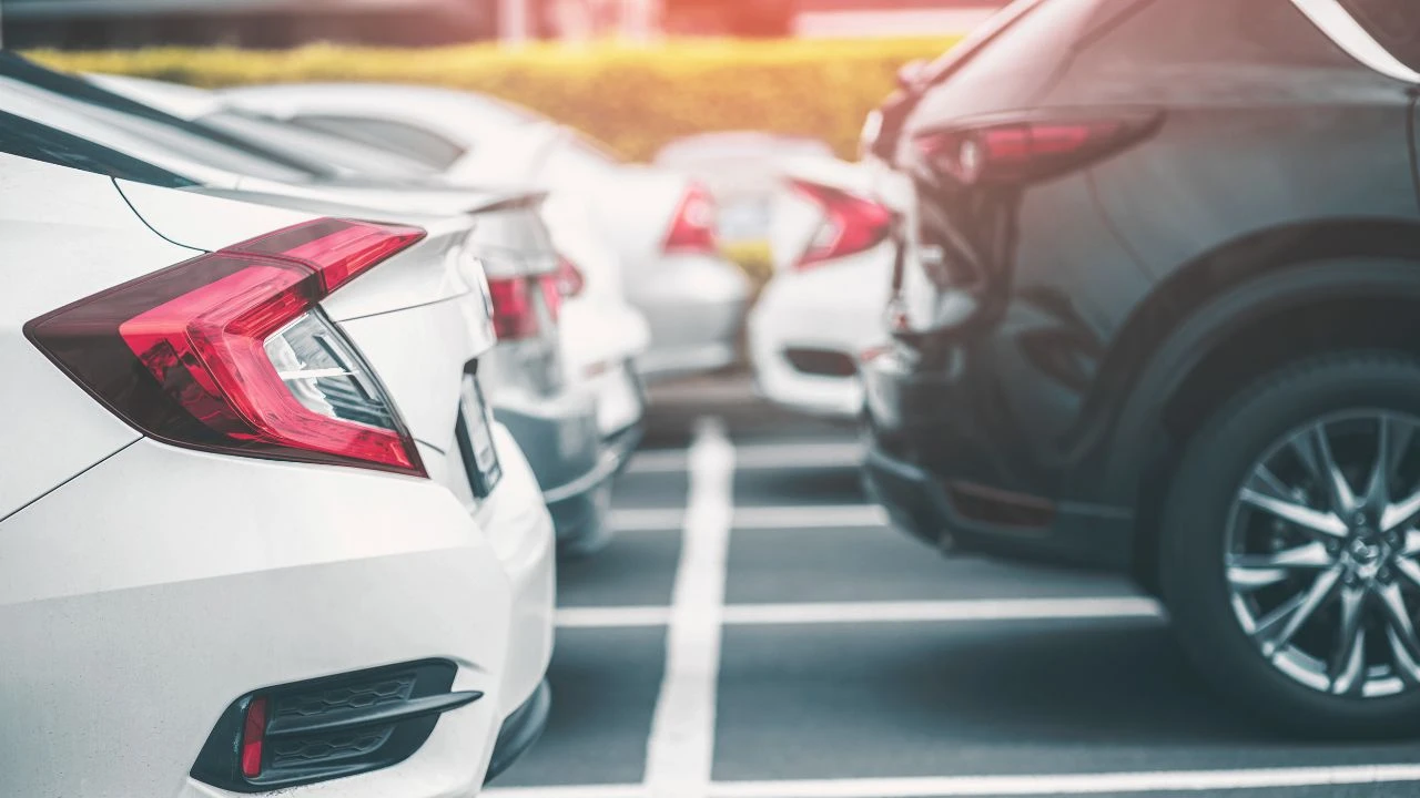 Reportan caída en ventas automotrices