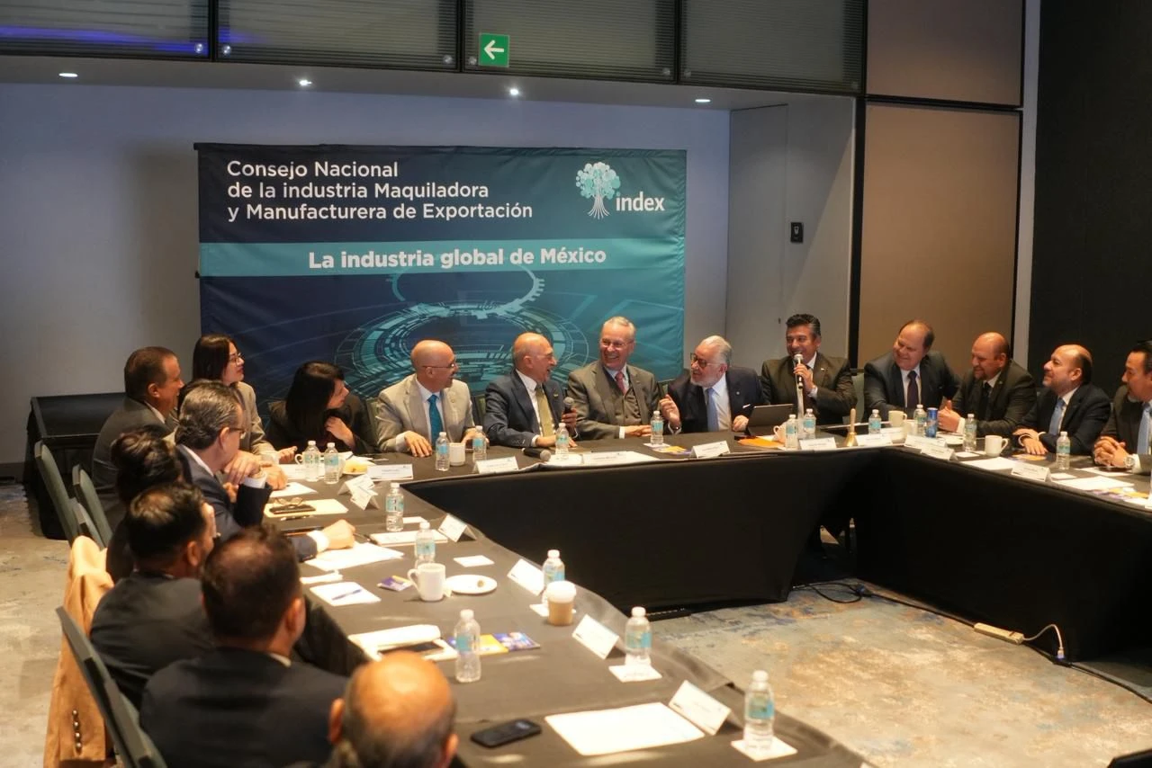 Asisten líderes empresariales a Consejo index en CDMX